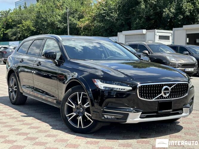 Volvo V 90 Cross Country 38 interauto-car