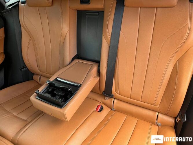 BMW X6 3.5i 49 interauto-car