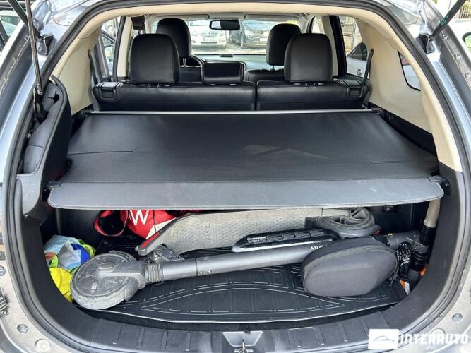 Mitsubishi Outlander 50 interauto-car