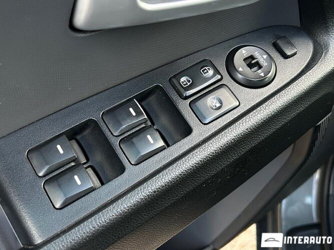 Kia Sportage 36 interauto-car