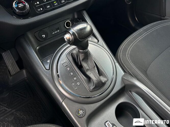 Kia Sportage 43 interauto-car