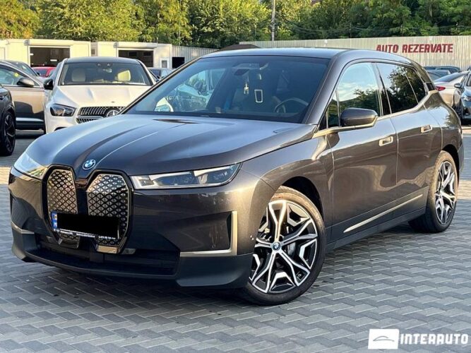 BMW iX xDrive40 30 interauto-car