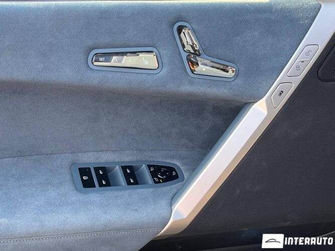 BMW iX xDrive40 35 interauto-car