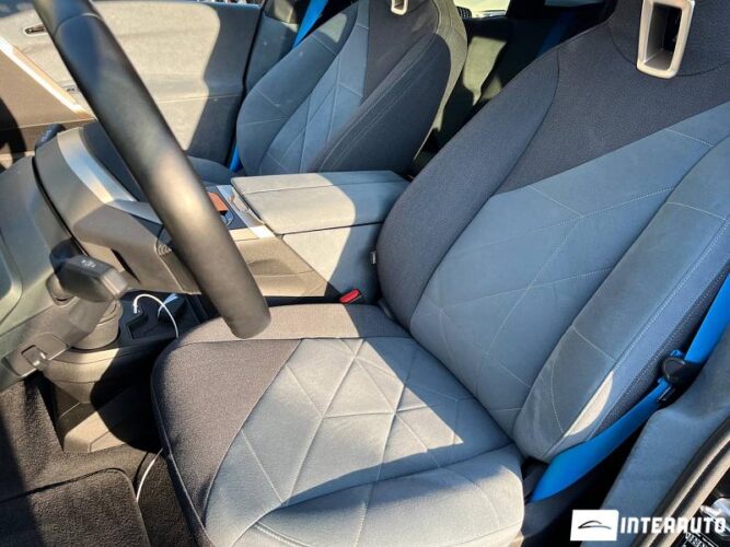 BMW iX xDrive40 36 interauto-car