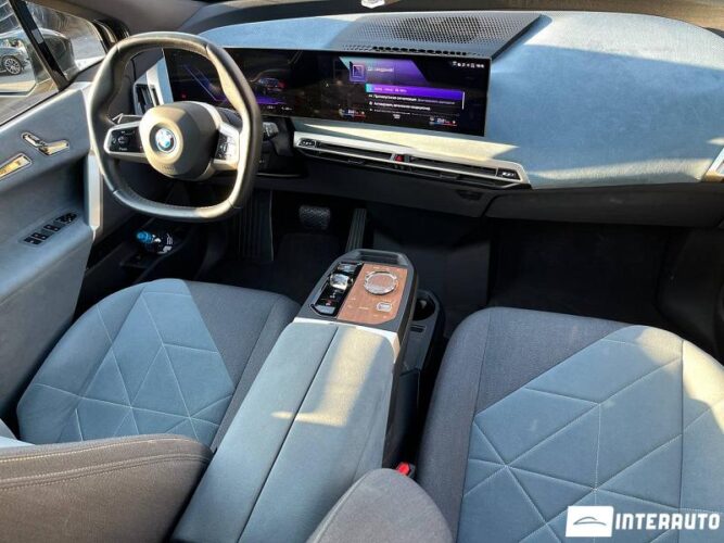 BMW iX xDrive40 37 interauto-car