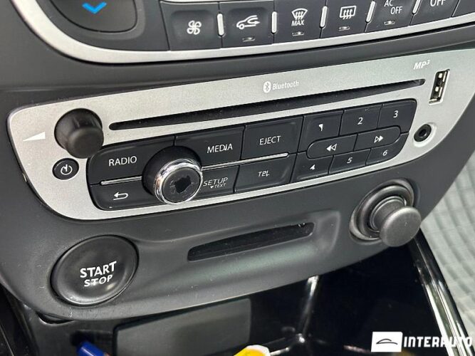 Renault Megane 49 interauto-car