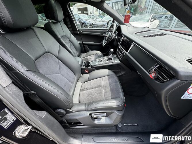 Porsche Macan 57 interauto-car