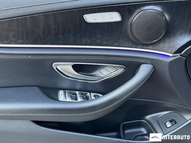 Mercedes E 220 35 interauto-car