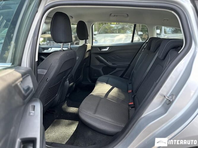 Ford Focus 45 interauto-car