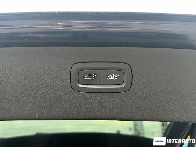 Volvo XC 90 53 interauto-car