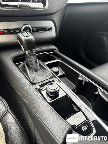 Volvo XC 90 43 interauto-car