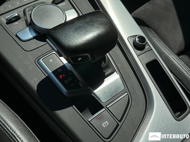 Audi A4 46 interauto-car