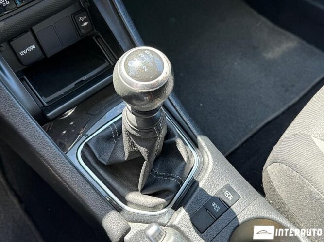 Toyota Auris 40 interauto-car