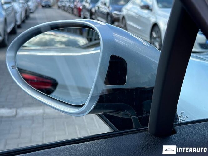 Porsche Panamera 38 interauto-car