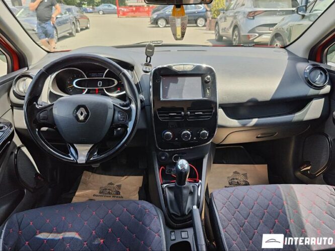Renault Clio 37 interauto-car