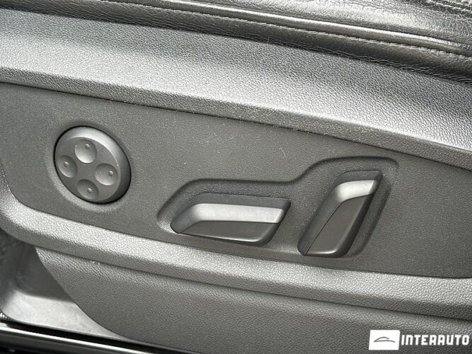 Audi Q5 59 interauto-car