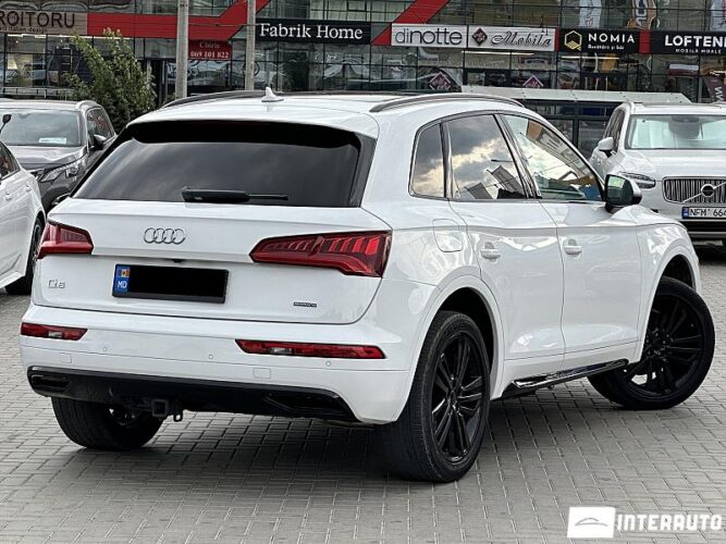 Audi Q5 40 interauto-car