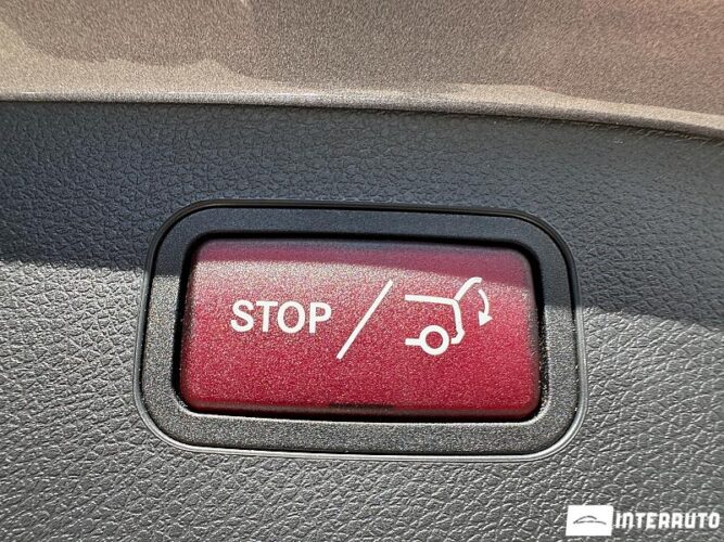 Mercedes GLA 250 56 interauto-car