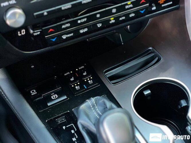 Lexus RX 450h 46 interauto-car