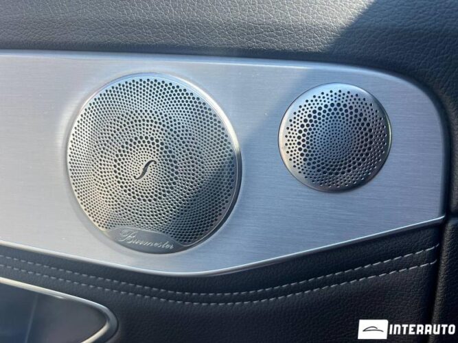 Mercedes C 350e 42 interauto-car