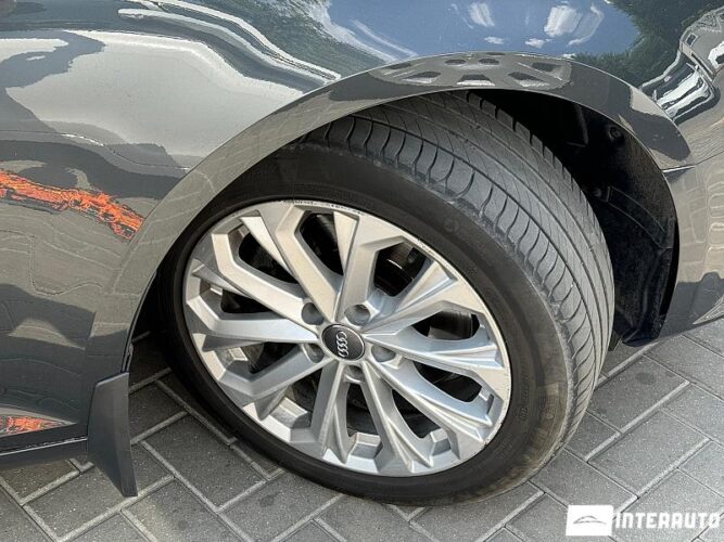 Audi A4 53 interauto-car