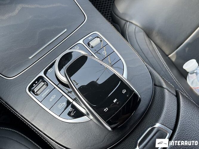 Mercedes E 300e 51 interauto-car