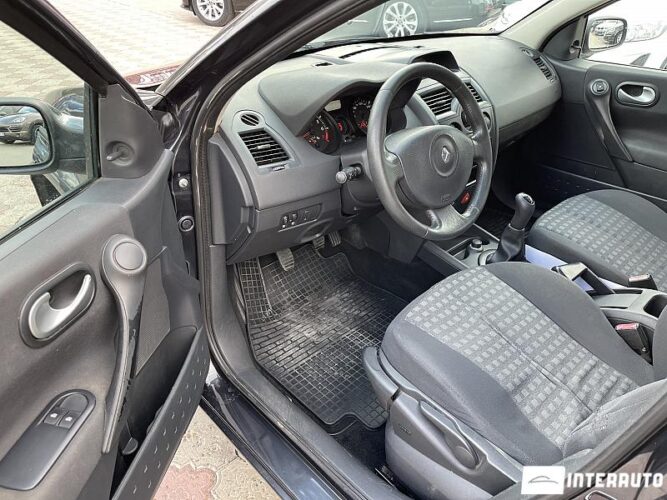 Renault Megane 30 interauto-car