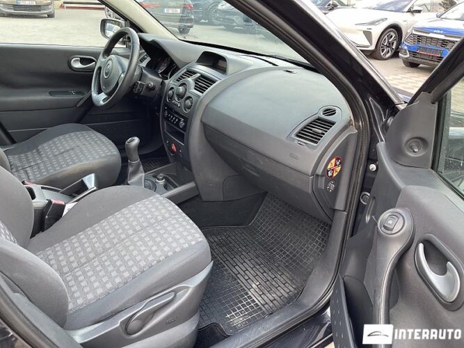 Renault Megane 36 interauto-car