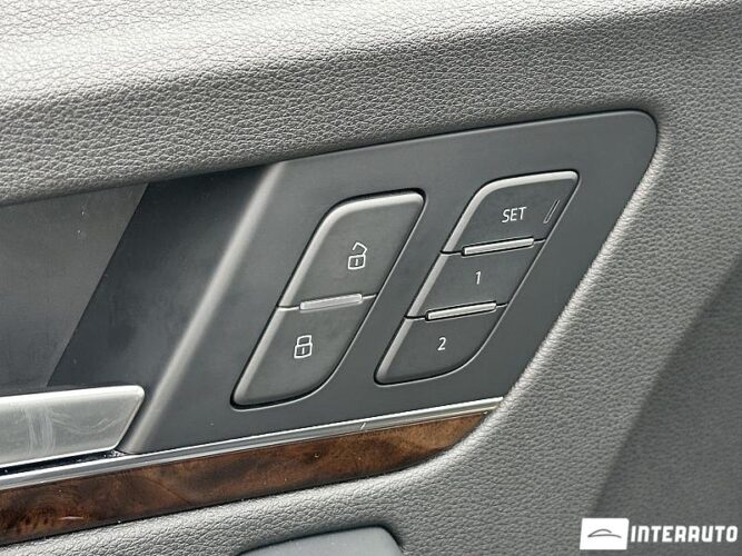 Audi Q5 57 interauto-car