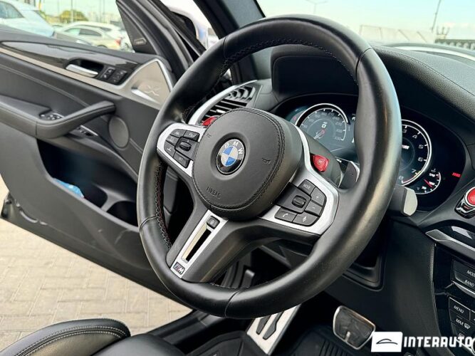 BMW X4M 52 interauto-car