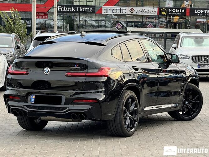 BMW X4M 46 interauto-car