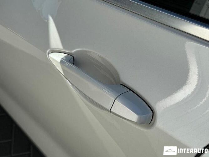 BMW X2 2.8i 51 interauto-car