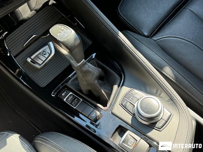 BMW X2 2.8i 43 interauto-car