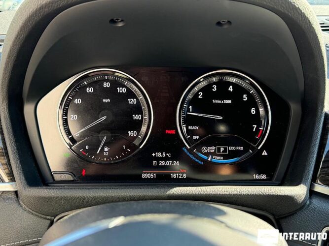 BMW X2 2.8i 40 interauto-car