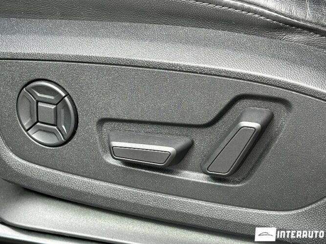 Audi Q3 58 interauto-car