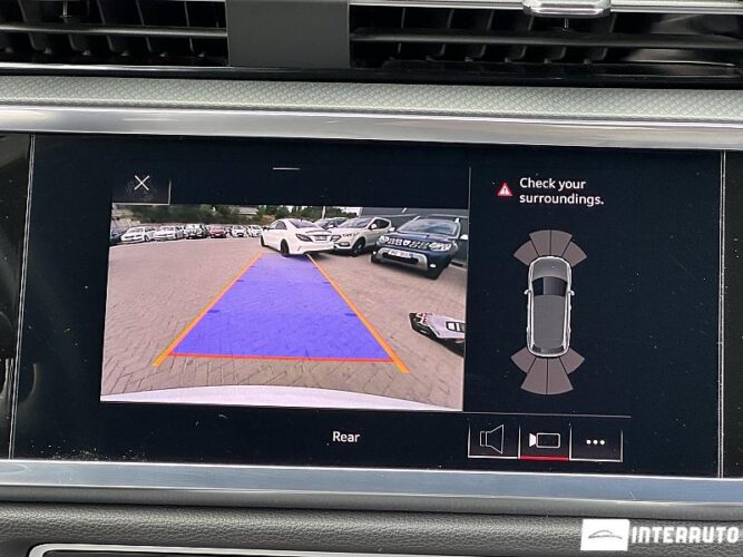 Audi Q3 45 interauto-car