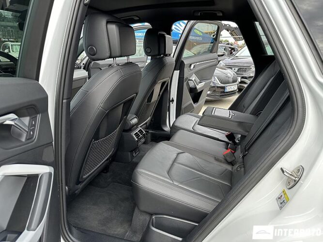 Audi Q3 50 interauto-car