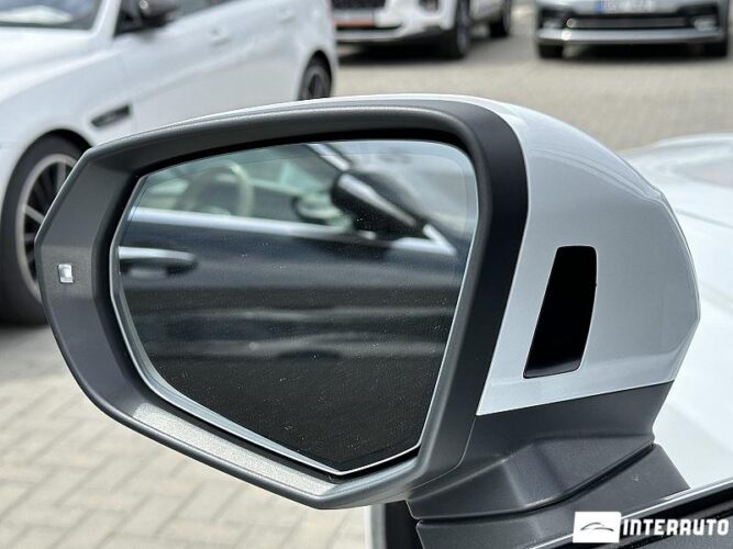 Audi Q3 55 interauto-car