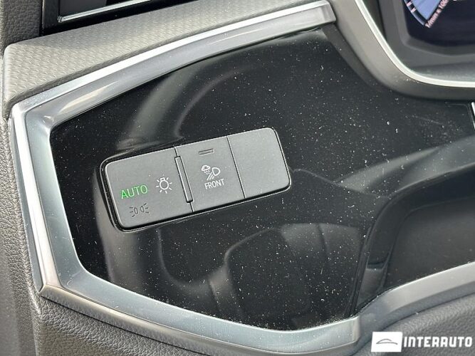 Audi Q3 59 interauto-car