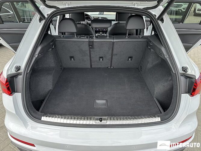 Audi Q3 61 interauto-car