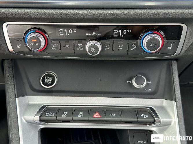 Audi Q3 46 interauto-car