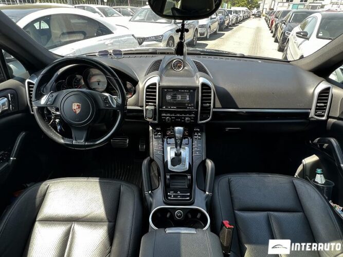 Porsche Cayenne S Hybrid 39 interauto-car