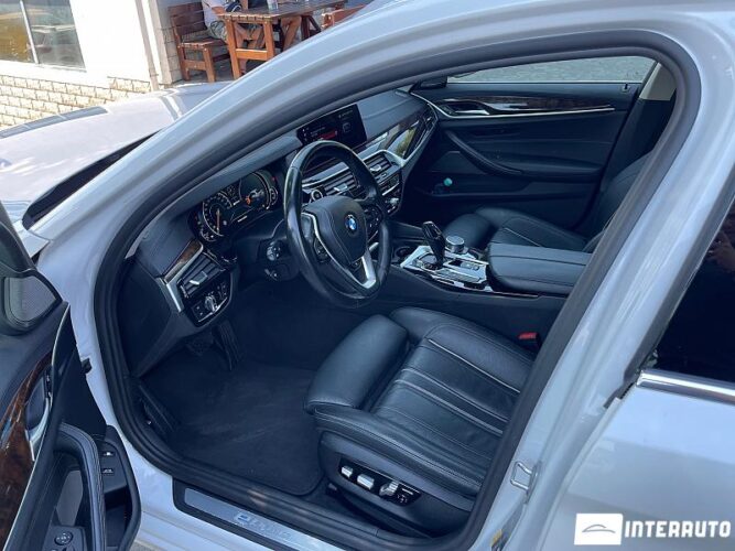 BMW 530e 49 interauto-car