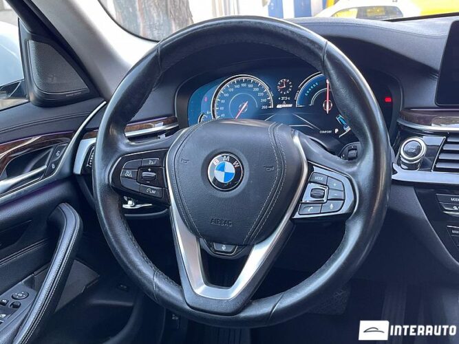 BMW 530e 40 interauto-car