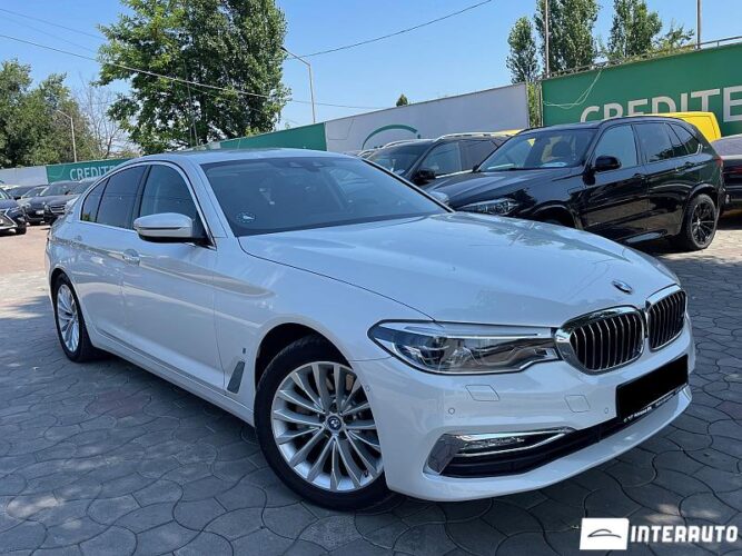 BMW 530e 37 interauto-car