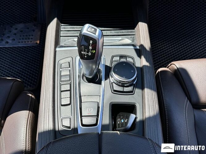 BMW X5 4.0e 45 interauto-car