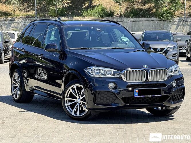 BMW X5 4.0e 35 interauto-car