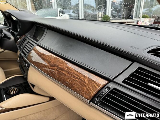 BMW X6 3.0D 54 interauto-car