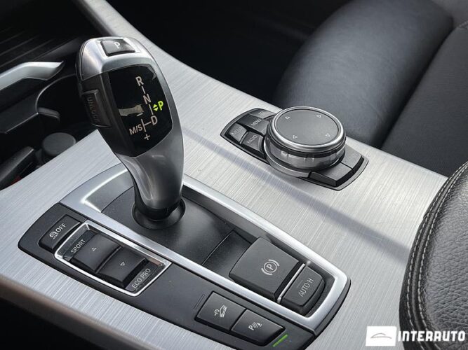 BMW X4 2.0D 43 interauto-car