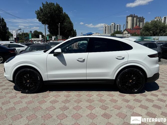 Porsche Cayenne Coupe 45 interauto-car